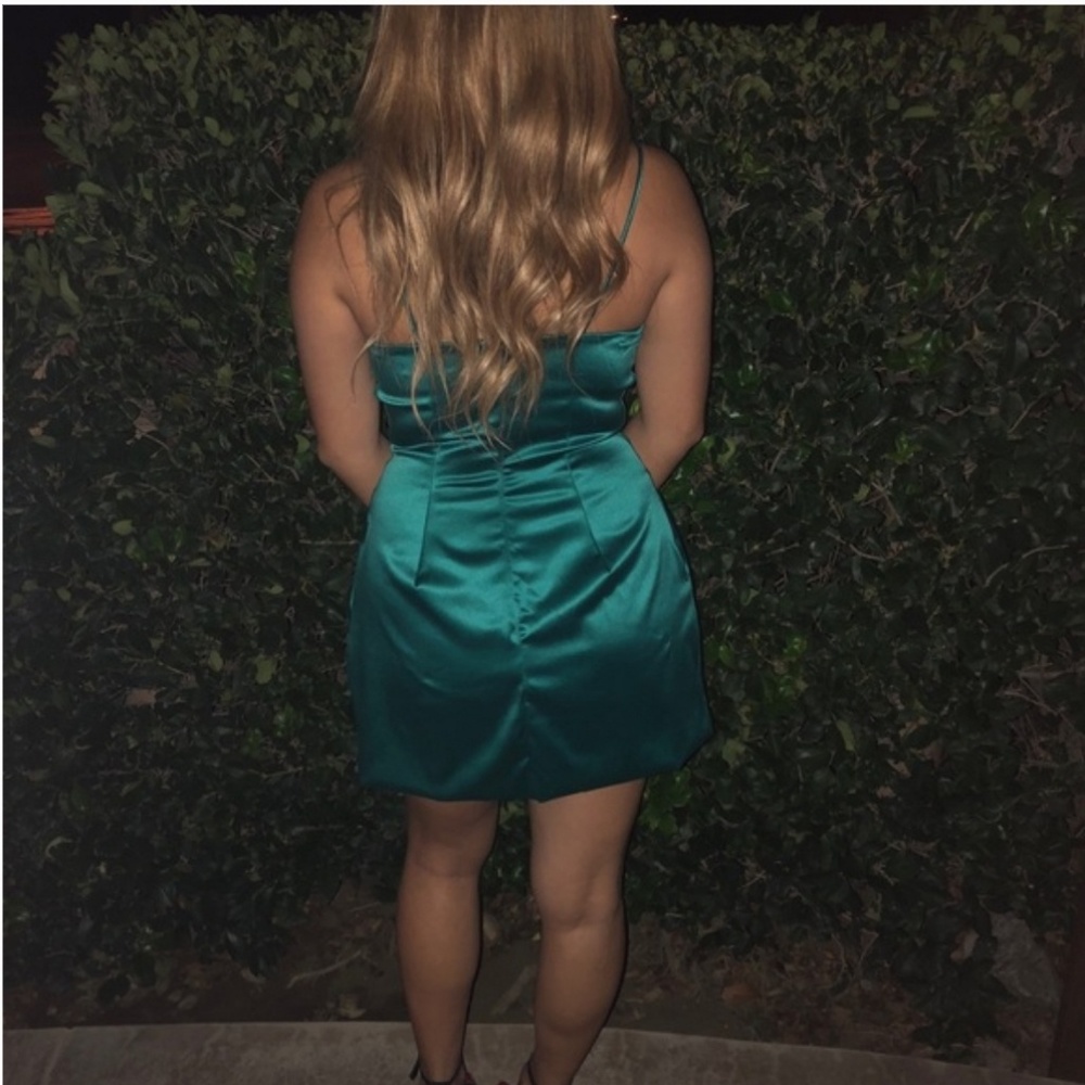 *LAST ONE* Selena envy satin dress - Picture 4 of 5